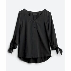 Fortune & Ivy v-neck blouse! Size XL, black